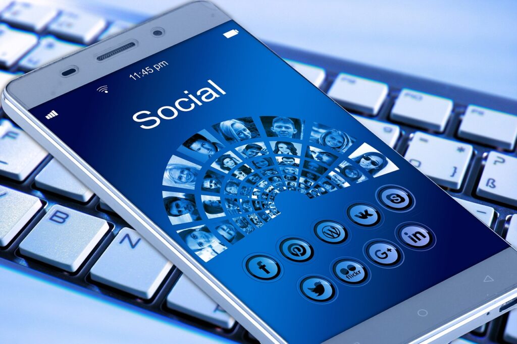 social media apps on a cell phone